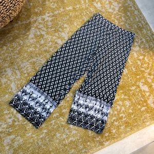 Flowy patterned pants